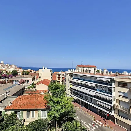 Le Fabiola - Happy *