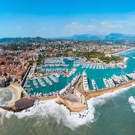 Le Fabiola - Happy アパート *